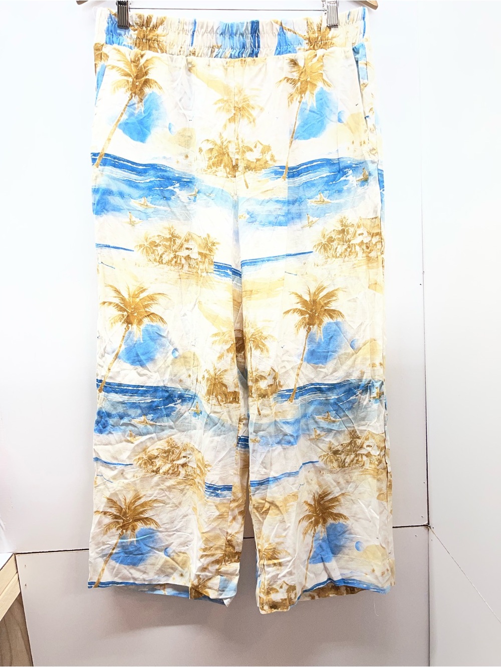 Panama Jack Wide Leg‎ Linen Pants in Blue and Tan Tropical Print
